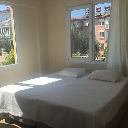 아파트 Atiye Hanim Ayvalı